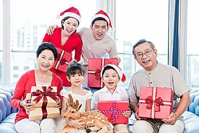 3DM速报：《守望先锋2》上勾拳被删 网易手游指控王者荣耀抄袭